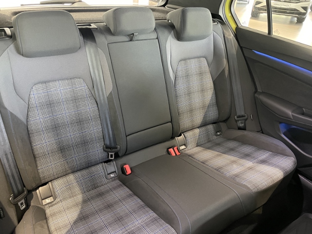 Golf GTE +NAVI+PANODACH+AHK+DCC+KAMERA