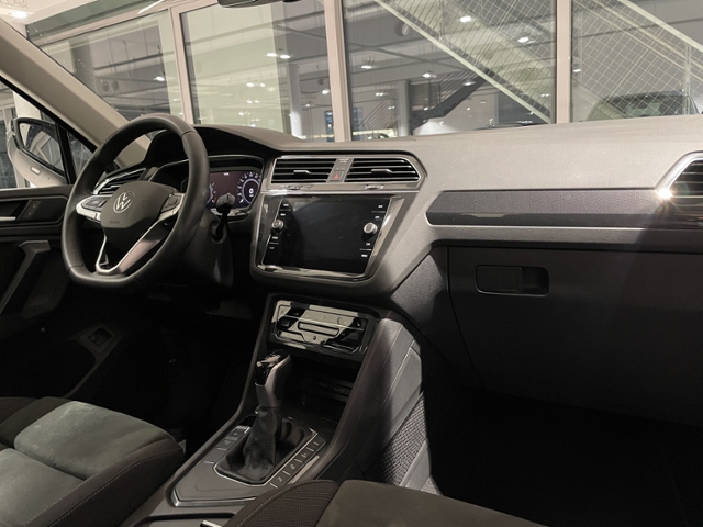 Tiguan 1.4 Plug-In Elegance +PANODACH+CAM