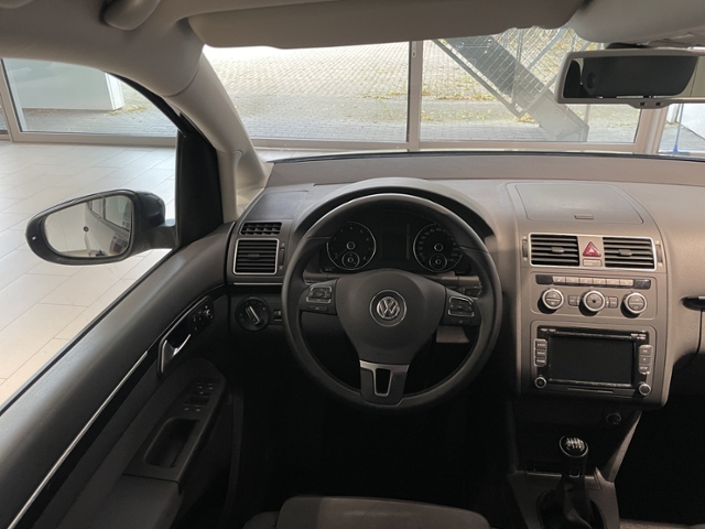 Touran 1.4 TSI +KAMERA+XENON+KLIMAAUTOMATIK