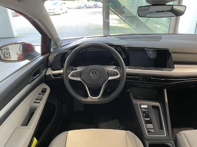 Golf VIII 1.5 eTSI DSG Life