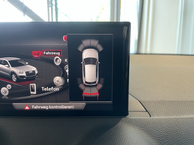 Q2 1.4 TFSI s-tronic sport +AHK+LED+ALARM