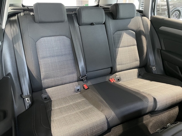 Passat Variant 2.0 TDI Business 7-Gang-DSG NAVI 