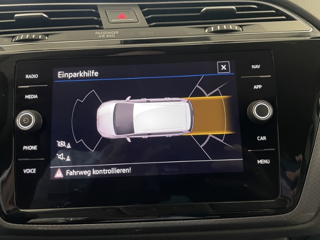 Touran 2.0 TDI Active +AHK+NAVI+LED+PDC