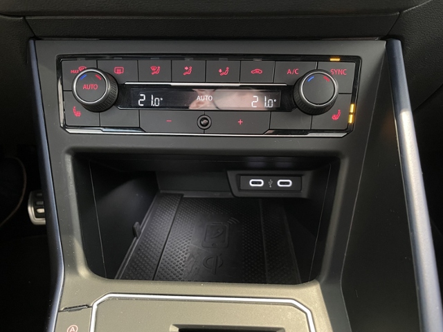 Polo 1.0 United +NAVI+PDC+CarPlay