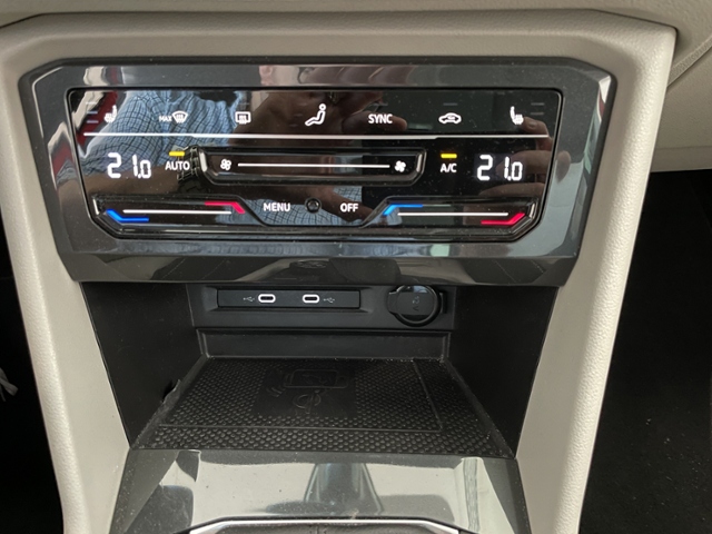 Tiguan 2.0 TSI DSG 4x4 Elegance +360°+NAVI