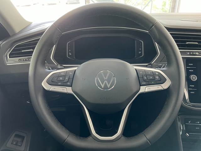 Tiguan 1.4 Plug-In Elegance +AHK+NAVI