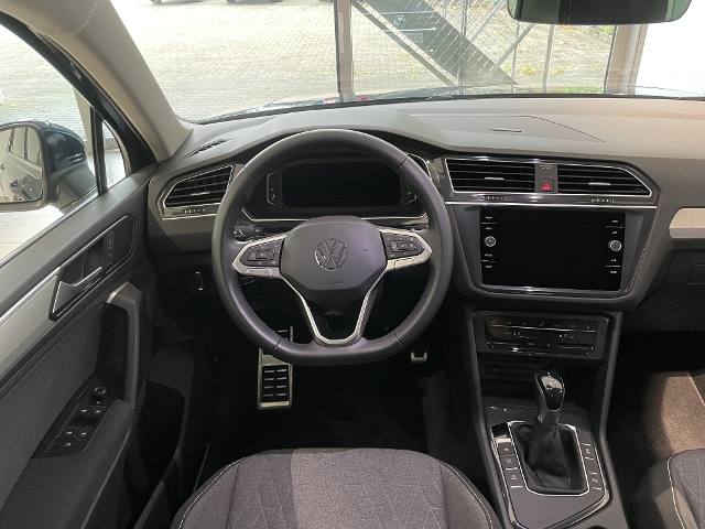 Tiguan MOVE 1.5 TSI DSG *Standheizng*Navi