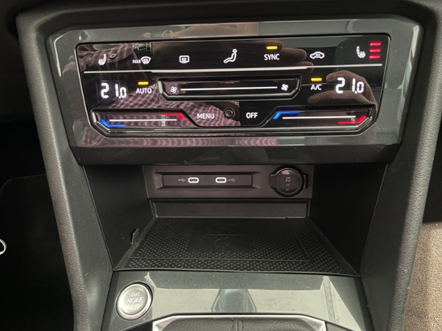 Tiguan 1.5 TSI DSG +PANODACH+KAMERA+NAVI ACTIVE
