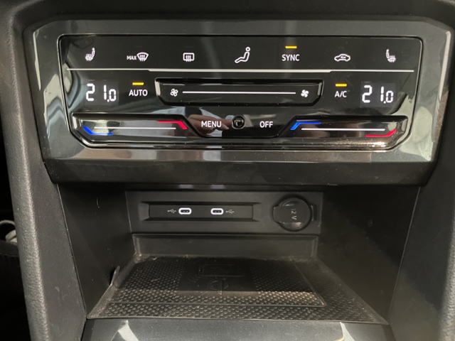 Tiguan 2.0 TDI Elegance +AHK+NAVI