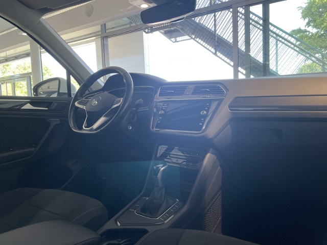 Tiguan 2.0 TDI Elegance +AHK+NAVI