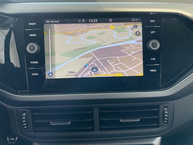 T-Cross 1.0 TSI Active +ALLWETTER+NAVI+ACC