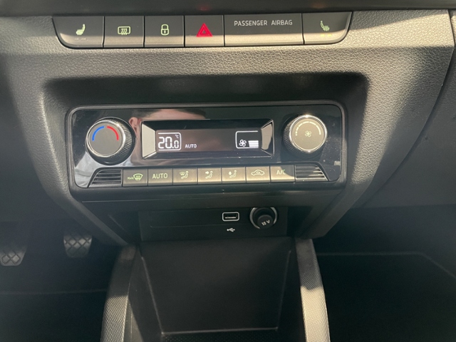 Fabia 1.0 TSI Style + KAMERA