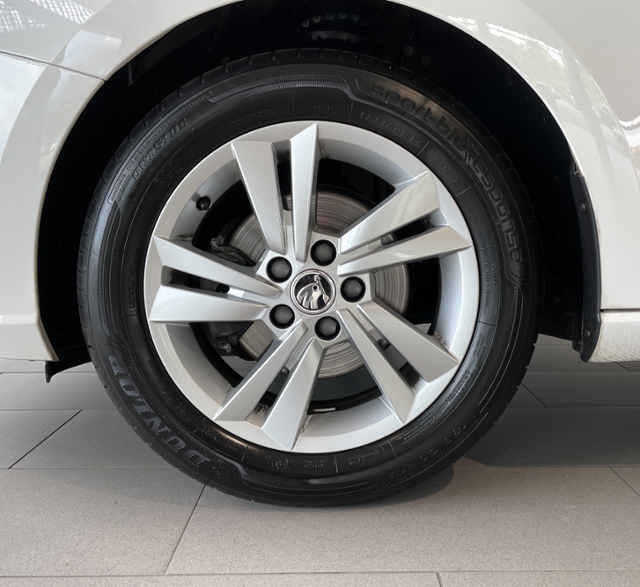Fabia 1.0 TSI Style + KAMERA