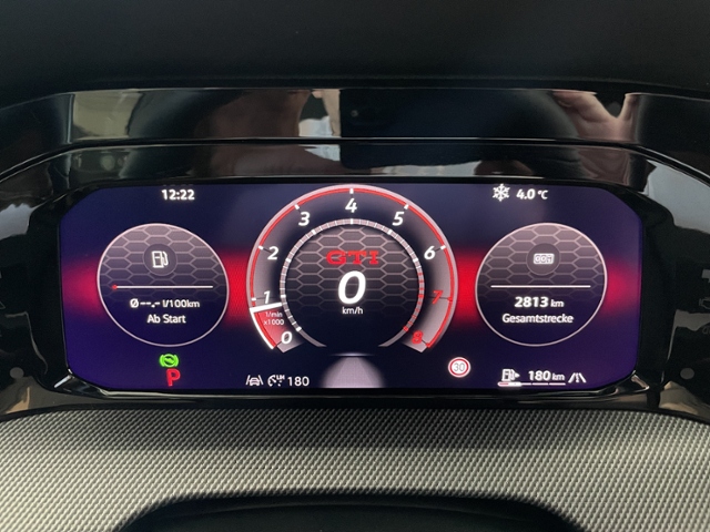 Golf 2.0 GTI Clubsport BLACK STYLE +AKRAPOVIC