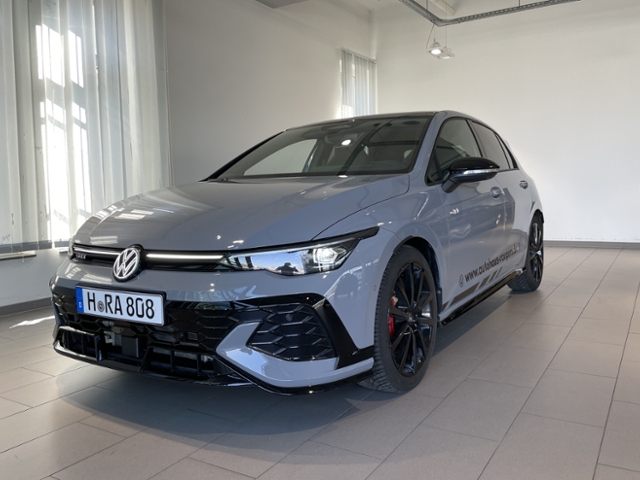 Golf 2.0 GTI Clubsport BLACK STYLE +AKRAPOVIC