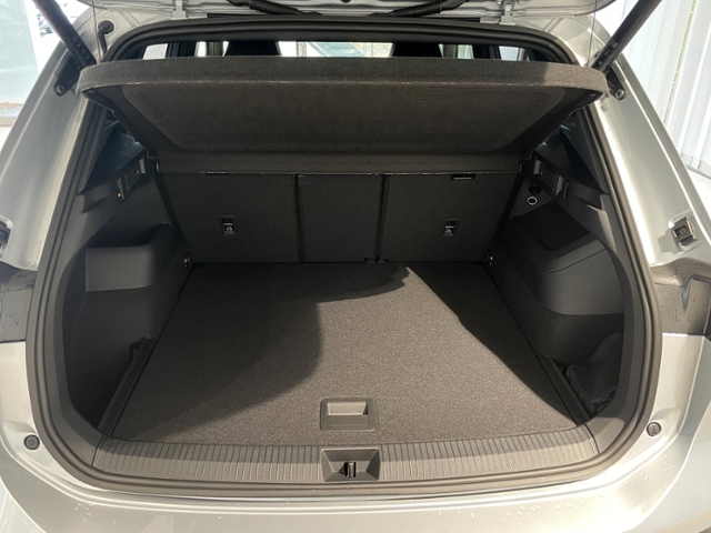 Tiguan 2.0 TSI DSG R-Line 4x4 +BLACK STYLE+AHK