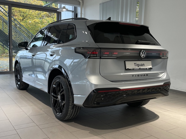 Tiguan 2.0 TSI DSG R-Line 4x4 +BLACK STYLE+AHK