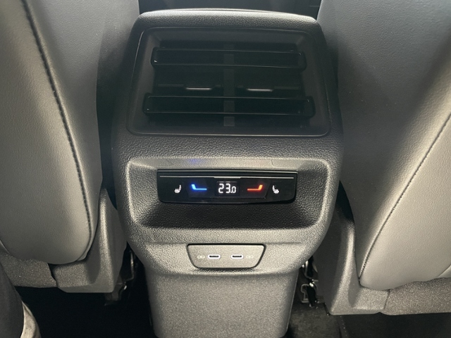 Tayron 1.5 eHybrid R-Line +AHK+360°+HUD