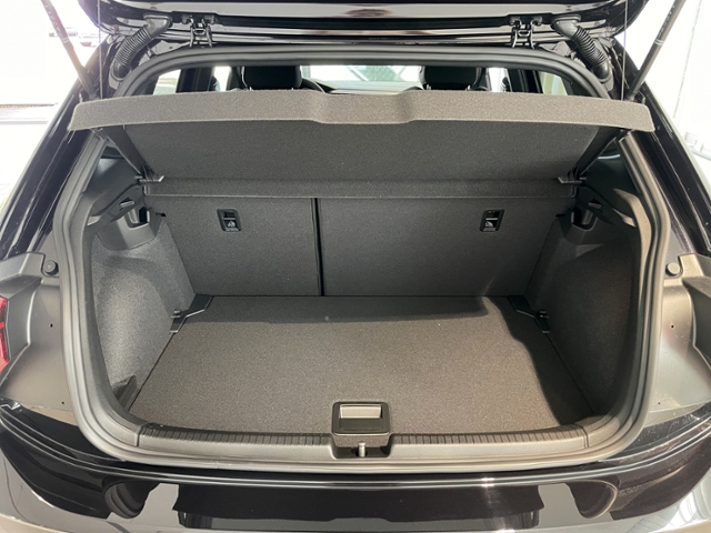 Polo 2.0 DSG GTI +KAMERA+NAVI+ACC+ALARM