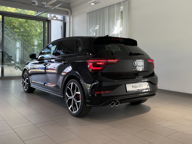 Polo 2.0 DSG GTI +KAMERA+NAVI+ACC+ALARM
