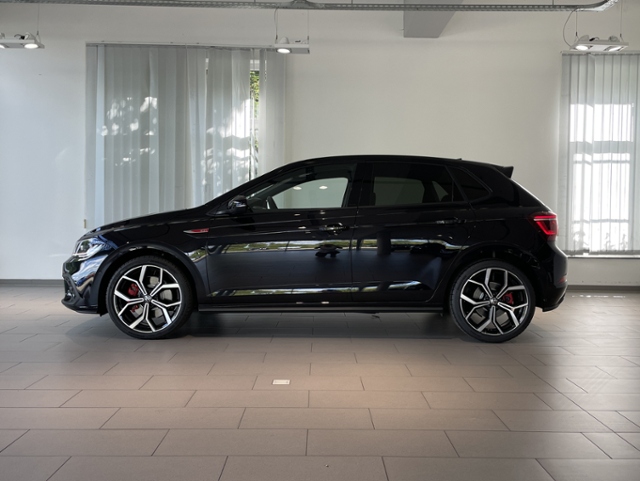 Polo 2.0 DSG GTI +KAMERA+NAVI+ACC+ALARM