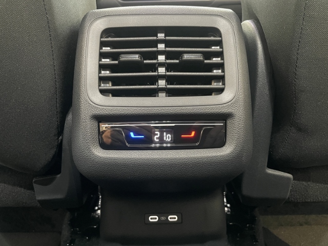 T-Roc 1.5 eTSI DSG +ACC+KAMERA+ALARM Life