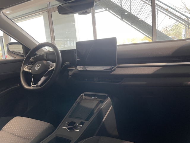 T-Roc 1.5 eTSI DSG +ACC+KAMERA+ALARM Life