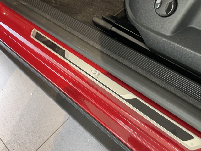 T-Roc Cabriolet R-Line 1.5 l TSI OPF (150 PS) 7-