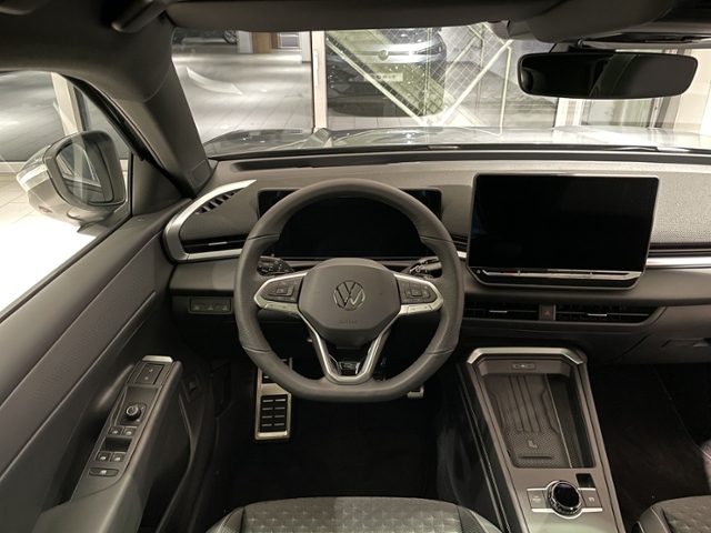 T-Roc R-Line  1.5 l eTSI OPF 7-Gang-DSG