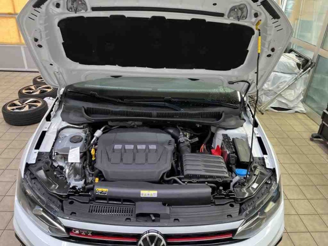 Polo 2.0 TSI DSG GTI +SITZHEIZNG+PDC