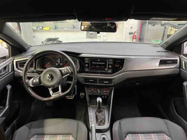 Polo 2.0 TSI DSG GTI +SITZHEIZNG+PDC